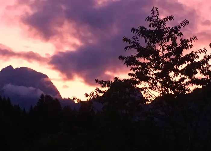 Casa Peraria 3* بالوزا